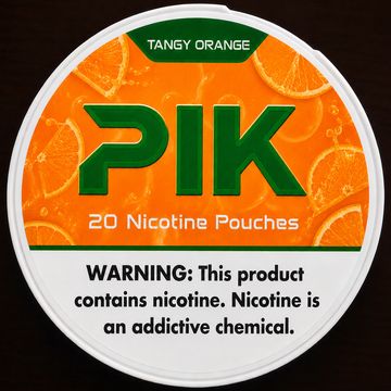 PIK Tangy Orange nicotine pouch can
